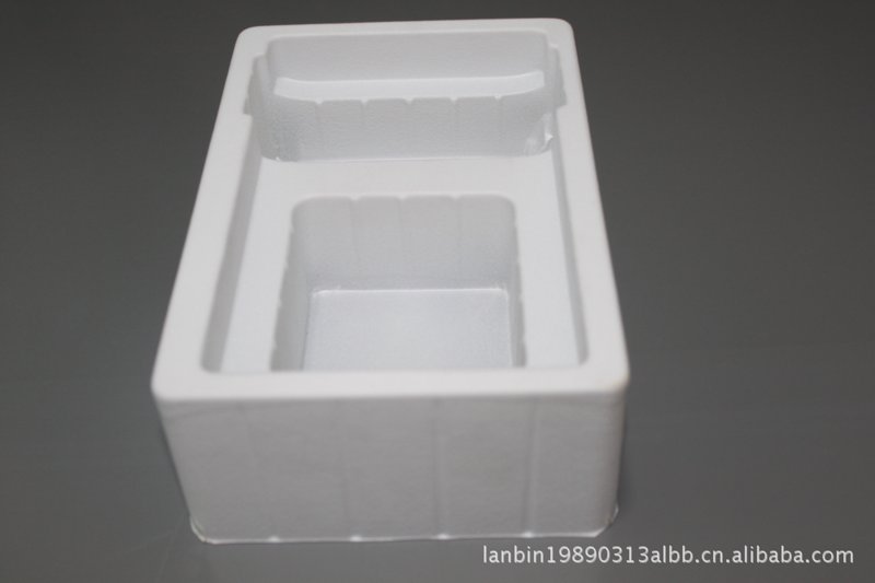 塑料容器定制行业新趋势：从单一到多元化的转变